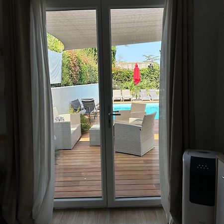 Studio Avec Piscine Carmaux Exterior foto
